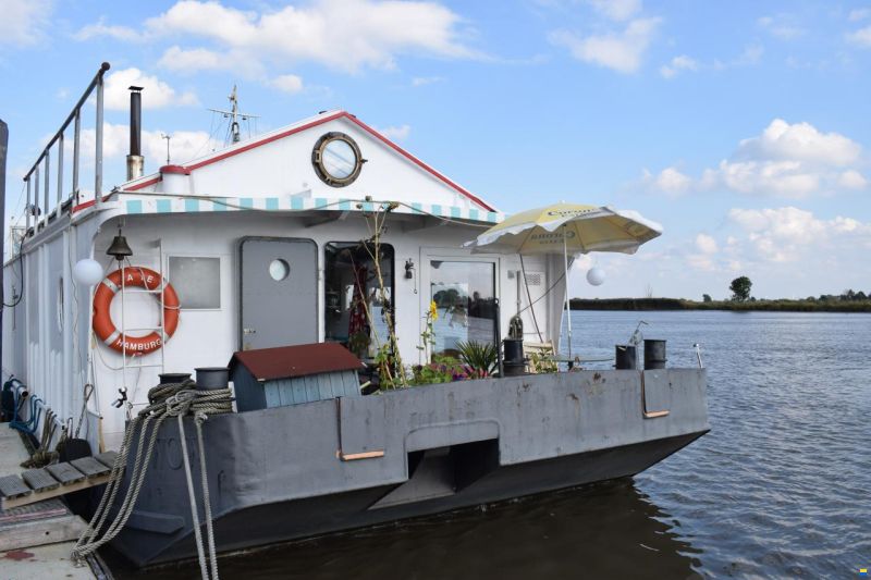 Hausboot / Wohnschiff
