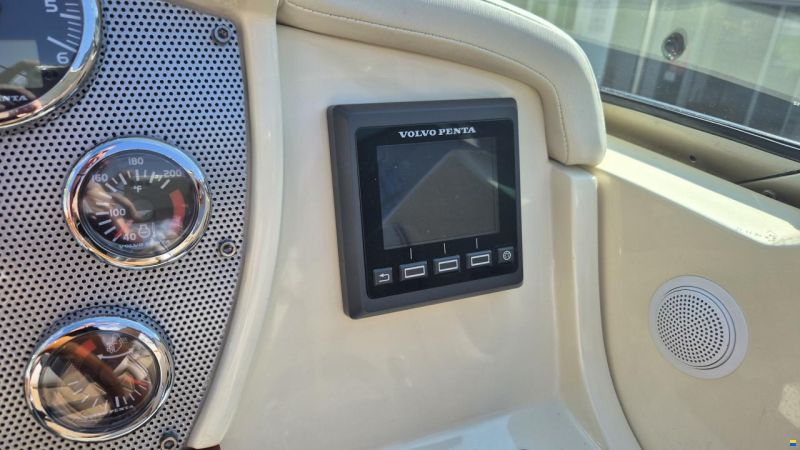 Chris Craft Corsair 32