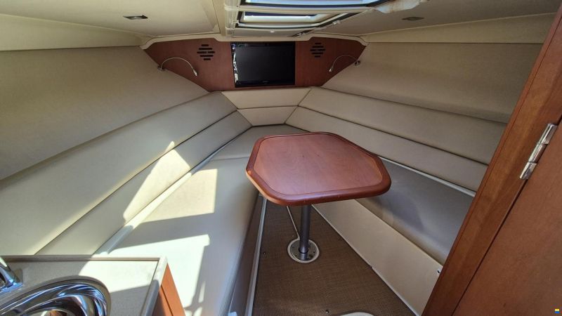 Chris Craft Corsair 32