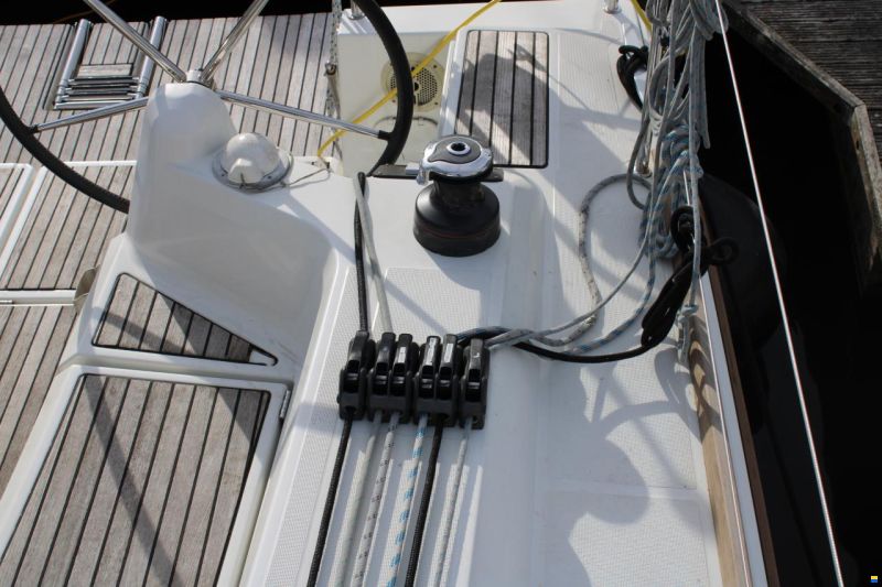 Sun Odyssey 349