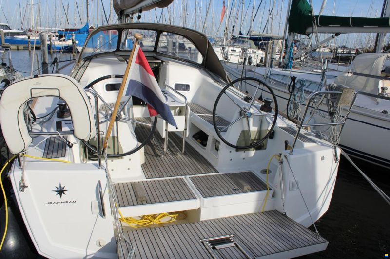 Sun Odyssey 349