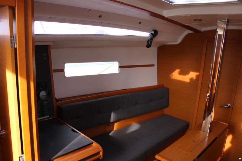 Sun Odyssey 349