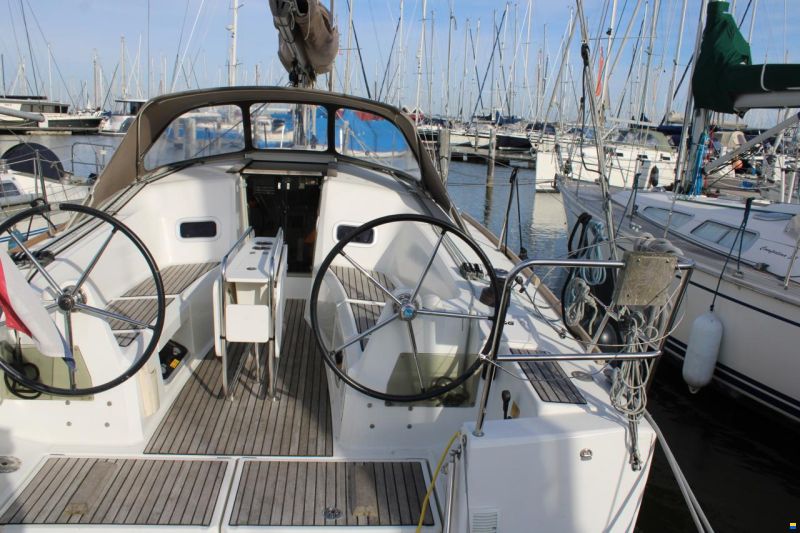 Sun Odyssey 349