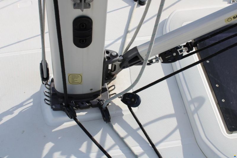 Sun Odyssey 349