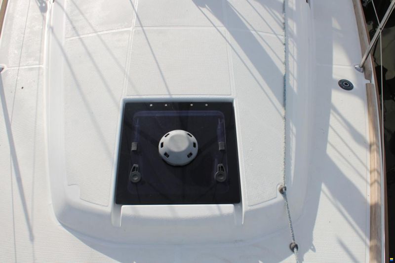 Sun Odyssey 349