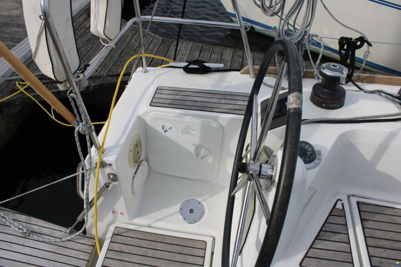 Sun Odyssey 349