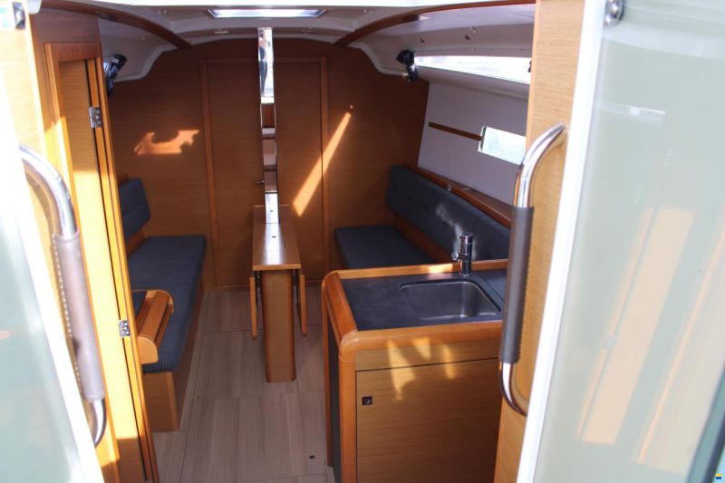 Sun Odyssey 349