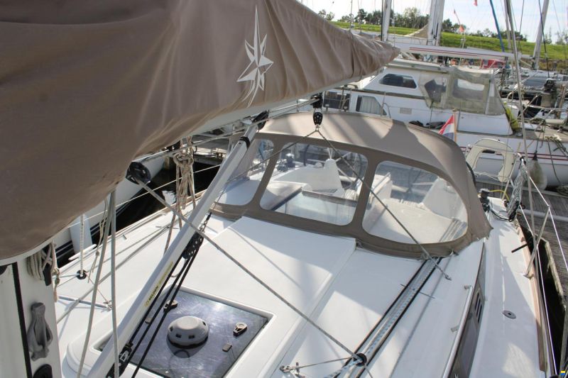 Sun Odyssey 349