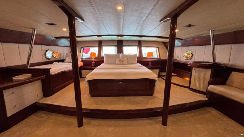 Custom Schooner 38m