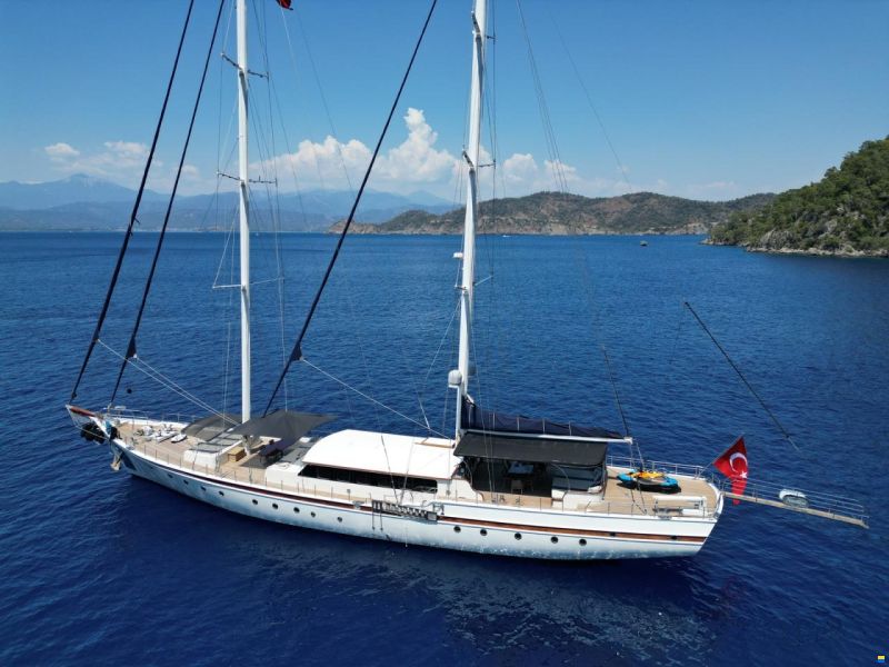 Custom Schooner 38m