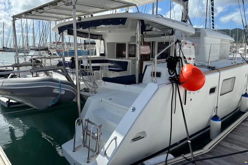 LAGOON 450 F – Le catamaran idéal