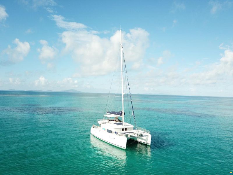 LAGOON 450 F – Le catamaran idéal