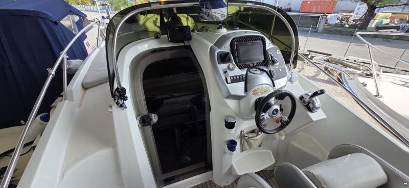 Beneteau Flyer 750 SD