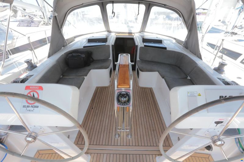 Hanse 458