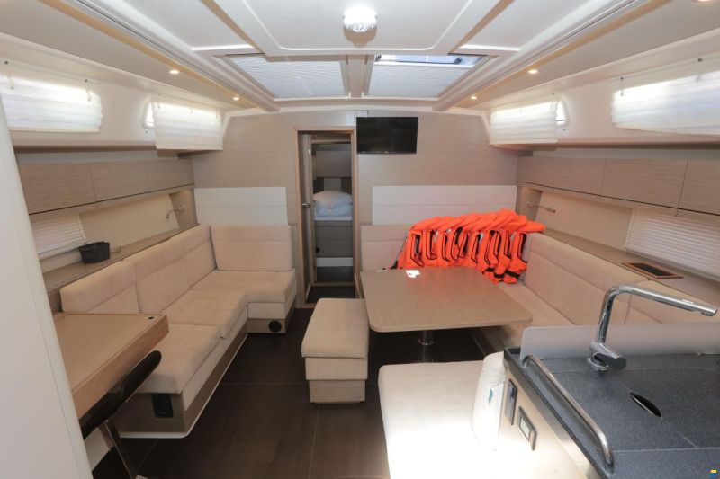Hanse 458