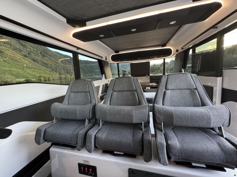 Axopar 45 XC Cross Cabin