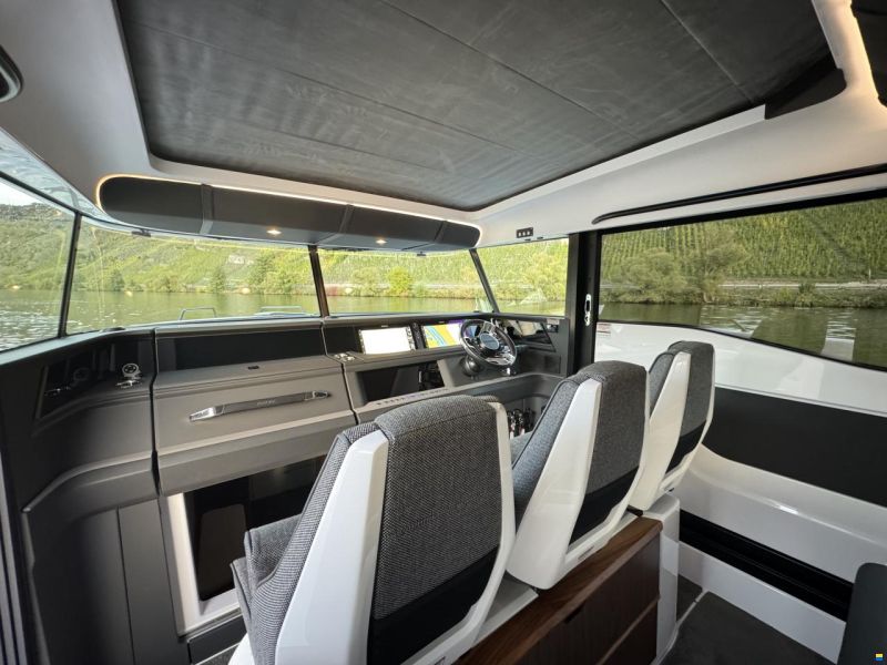 Axopar 45 XC Cross Cabin