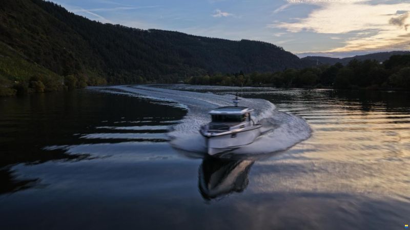 Axopar 45 XC Cross Cabin