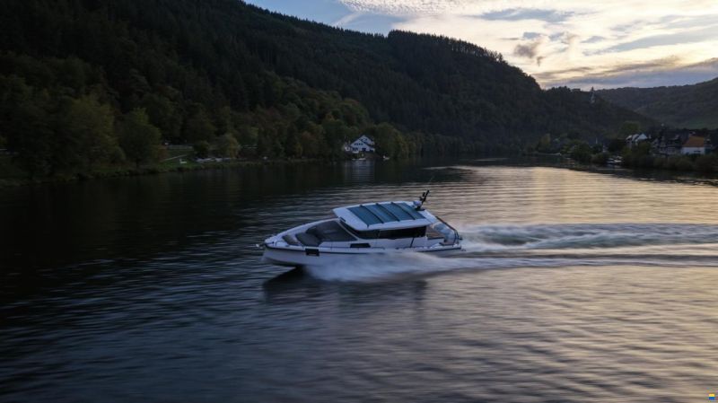 Axopar 45 XC Cross Cabin
