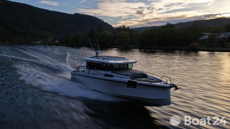 Axopar 45 XC Cross Cabin