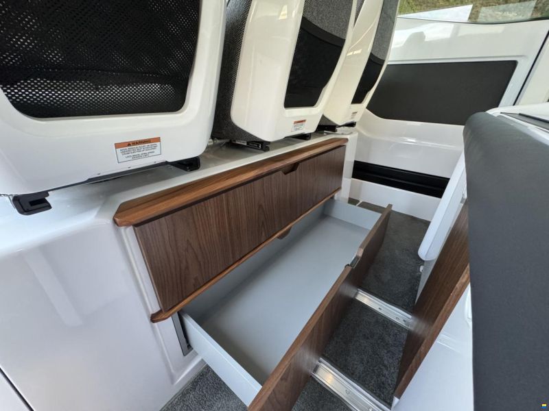 Axopar 45 XC Cross Cabin