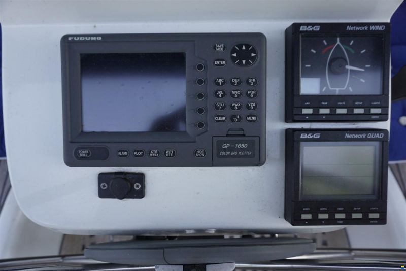 Beneteau OCEANIS 331