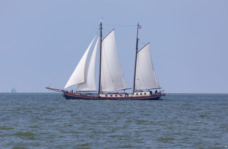 Tweemastklipper, charter