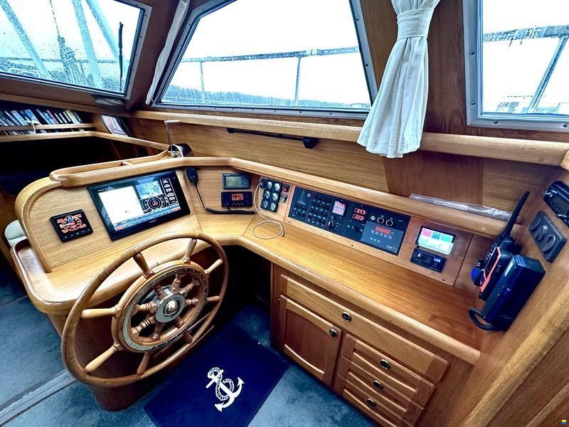 Nauticat 515