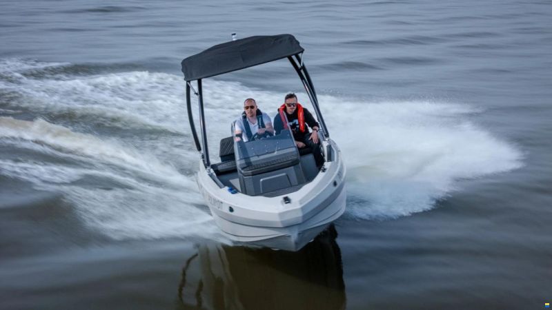 SeaStorm 17