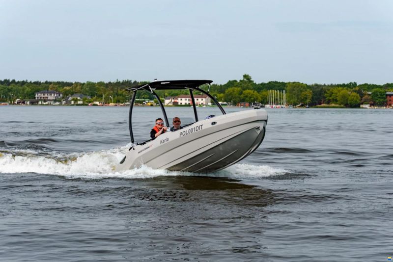 SeaStorm 17
