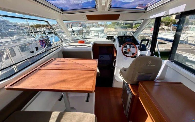 Jeanneau Merry Fisher 855