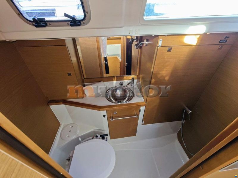 Jeanneau Sun Odyssey 379