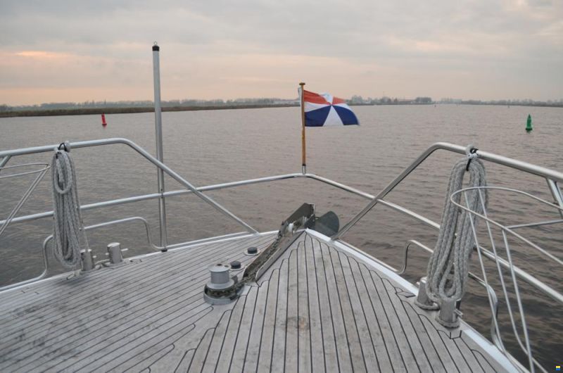 Pilot 44