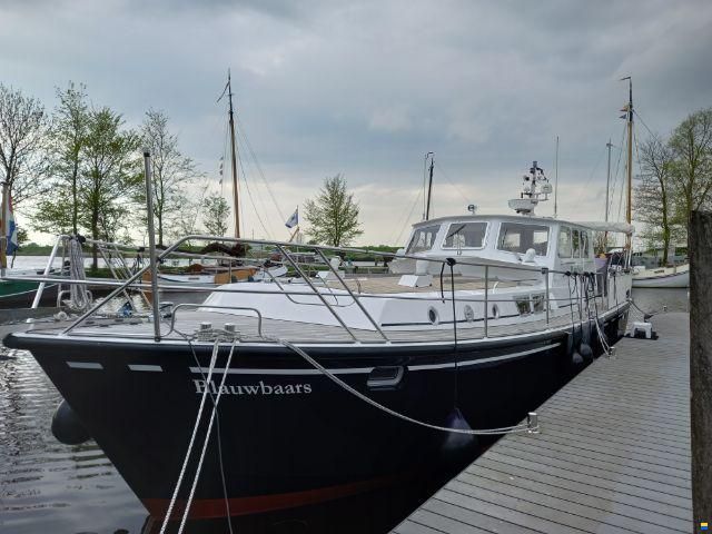 Pilot 44