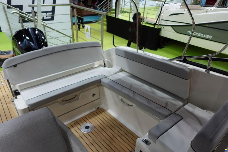 Quicksilver Activ 675 Cruiser