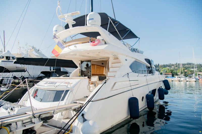 Sunseeker Manhattan 63
