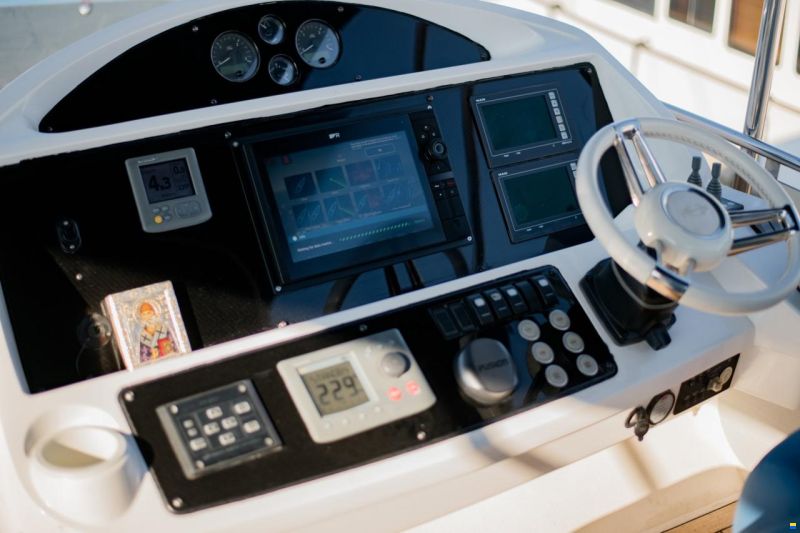 Sunseeker Manhattan 63
