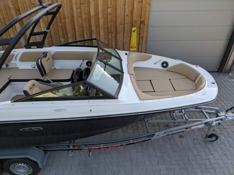 Sea Ray 210 SPXe