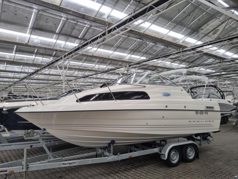 Bayliner 222 Classic Cruiser