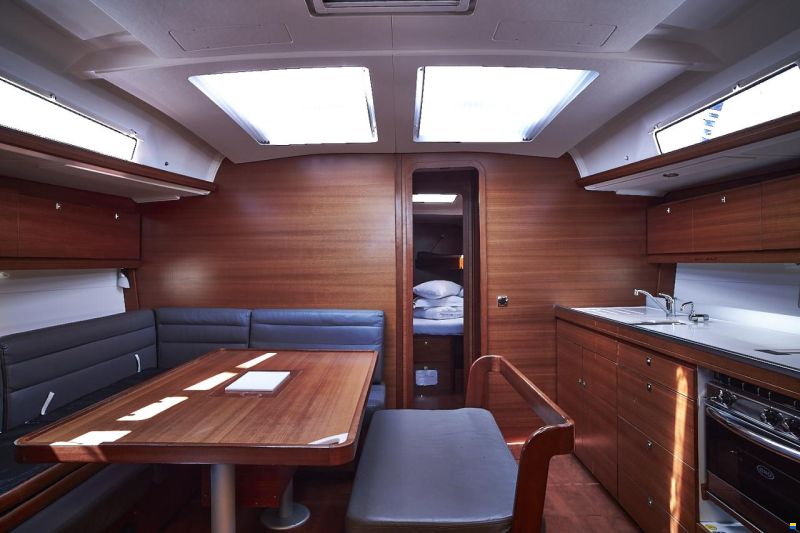 Dufour 460