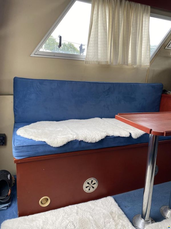 Fairline Sedan32