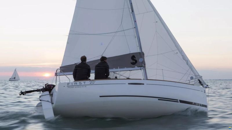 Beneteau First 20
