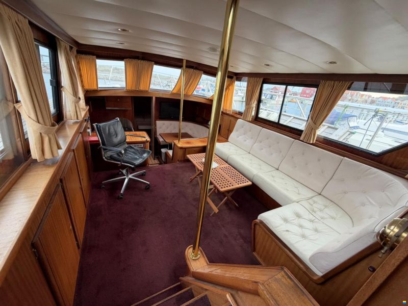 Wim van der Valk Super Falcon 45 GS