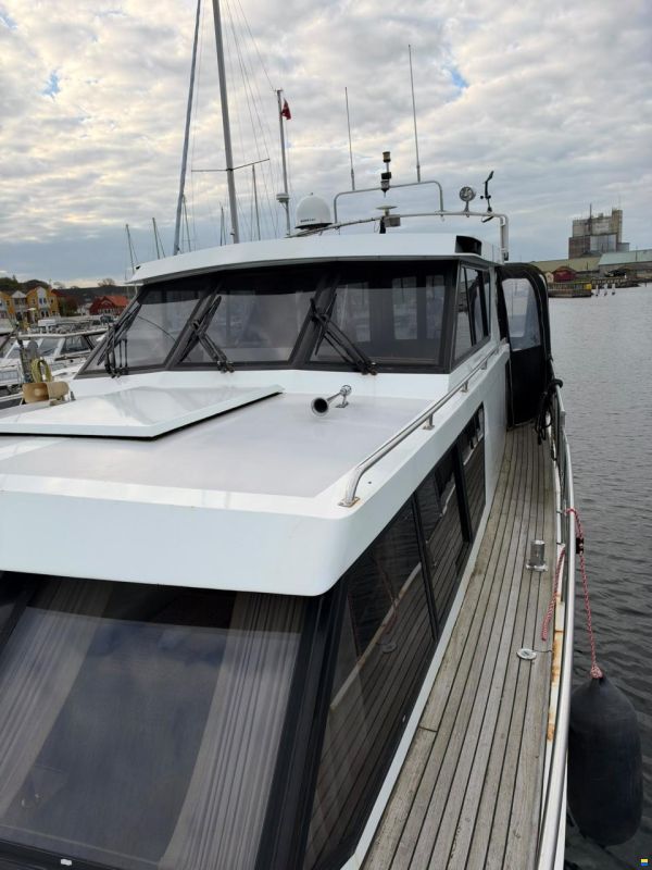 Wim van der Valk Super Falcon 45 GS
