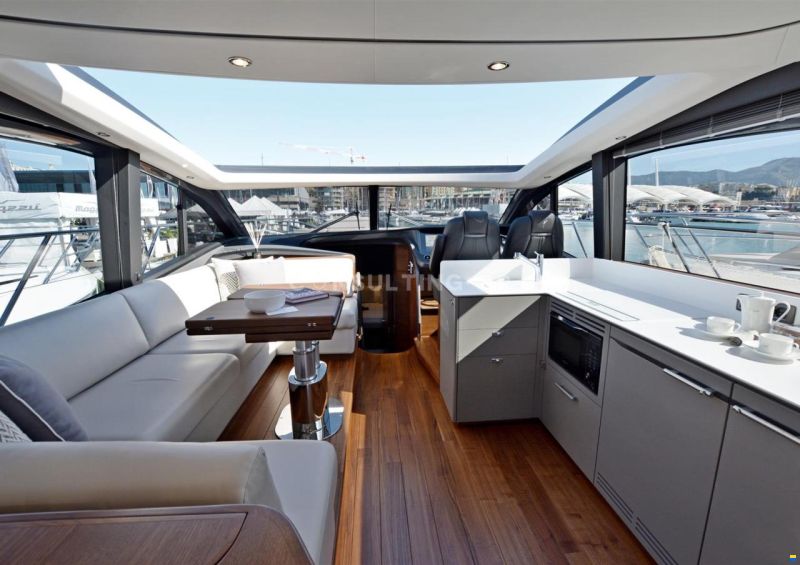 Princess YACHTS V55