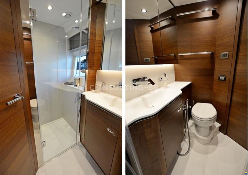 Princess YACHTS V55
