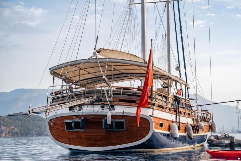 Custom Ketch 24m
