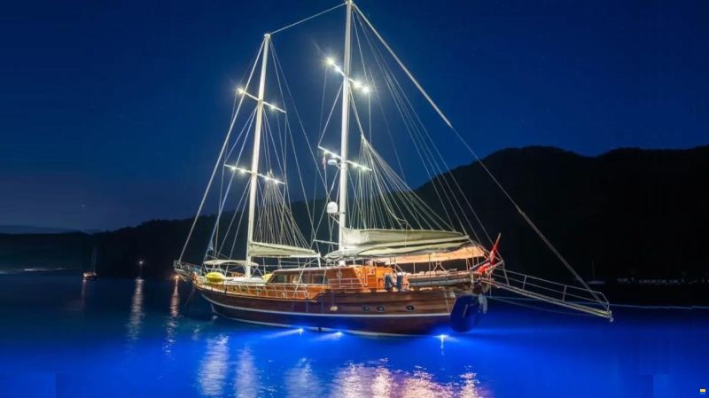 Custom Ketch 24m