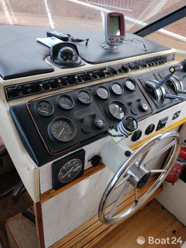 Bayliner 3270