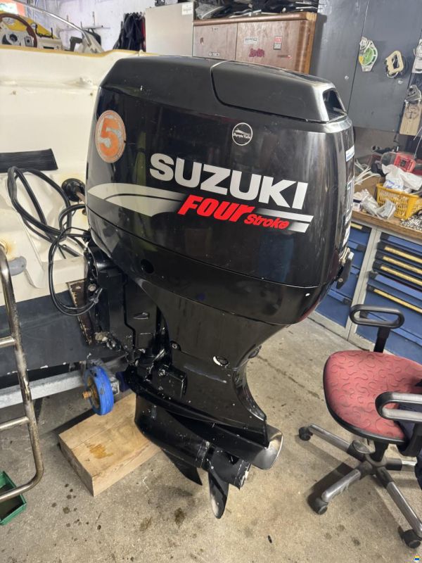 Suzuki DF70